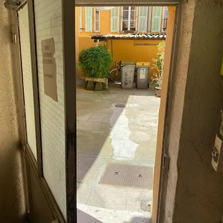 Apartment Aigue-marine - Superbe Vue 4 Personnes Au Port De Nice